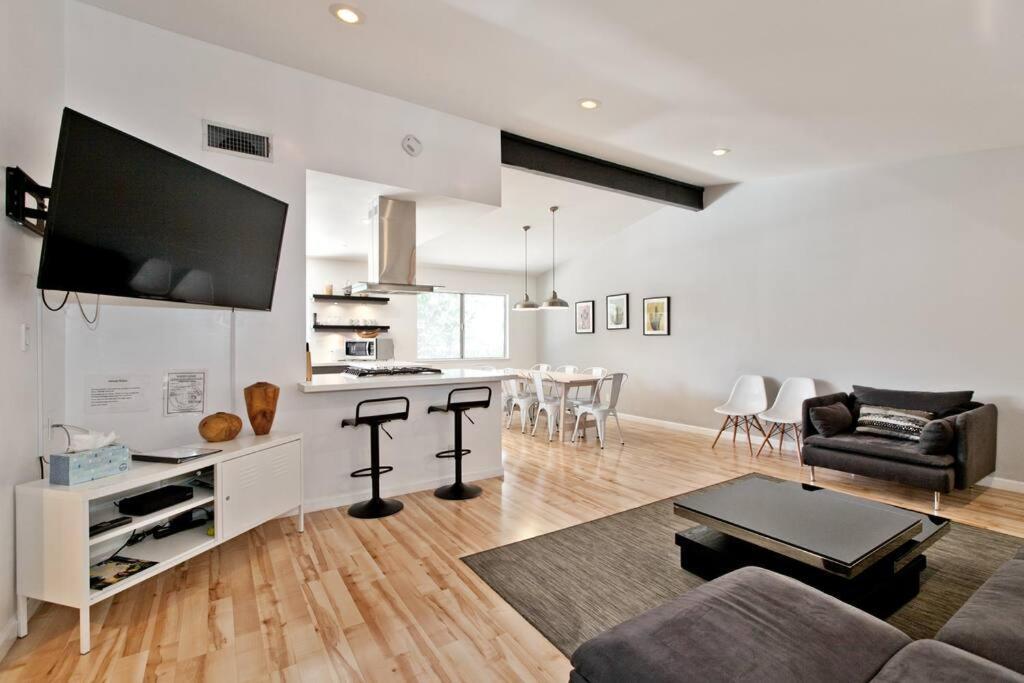 Вілла Bright, Modern 4Br With Beautiful Backyard & Pool! Лас-Вегас Екстер'єр фото